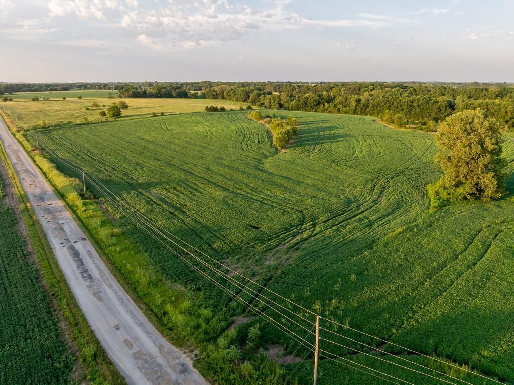 S Grand River Road — photo 4