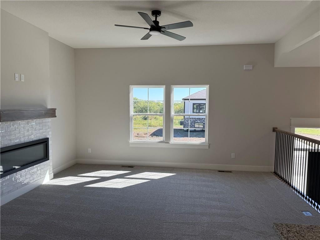 1328 N Holland Road — photo 9
