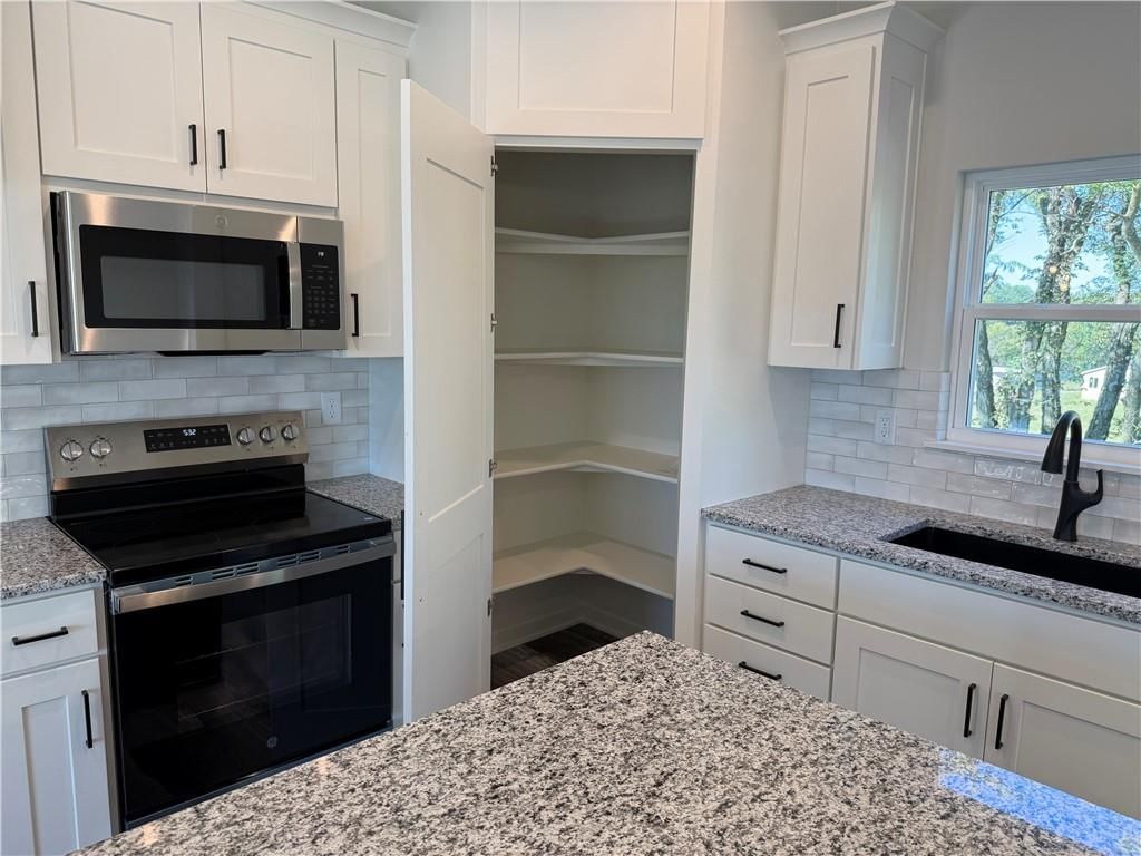 1328 N Holland Road — photo 12