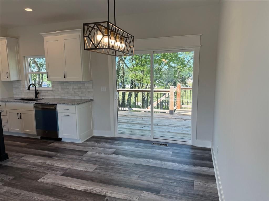 1328 N Holland Road — photo 15