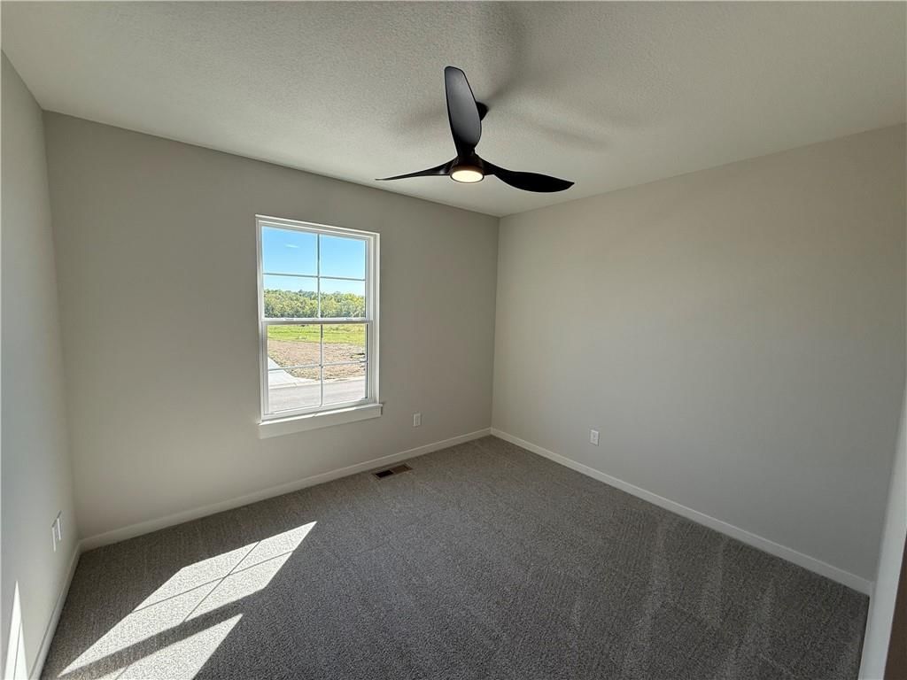 1328 N Holland Road — photo 25