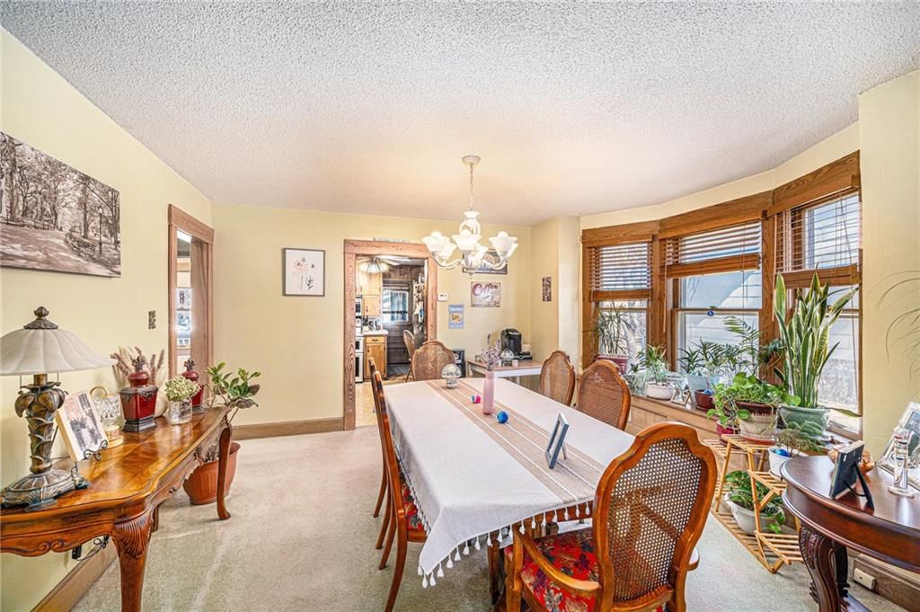 Photo 7 of 23 - 1818 Grandview Boulevard