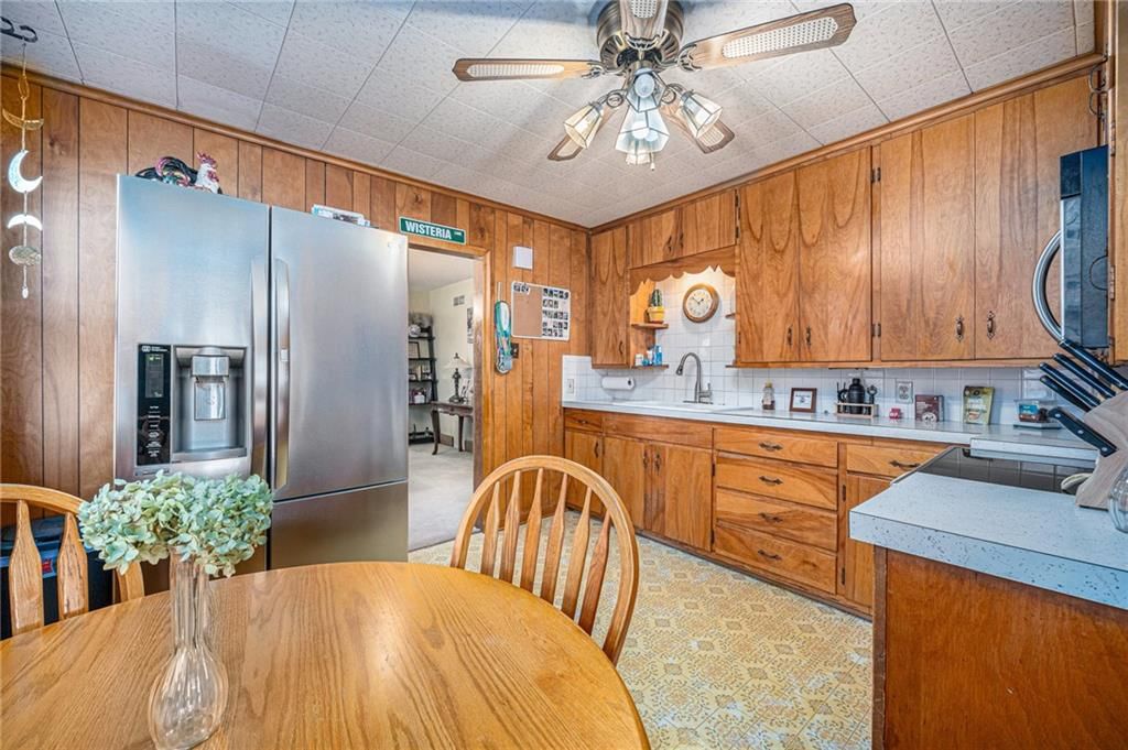 Photo 8 of 23 - 1818 Grandview Boulevard