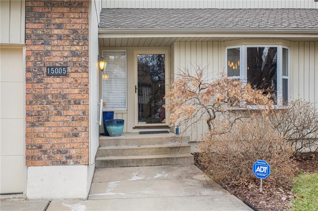15005 S Locust Street — photo 7