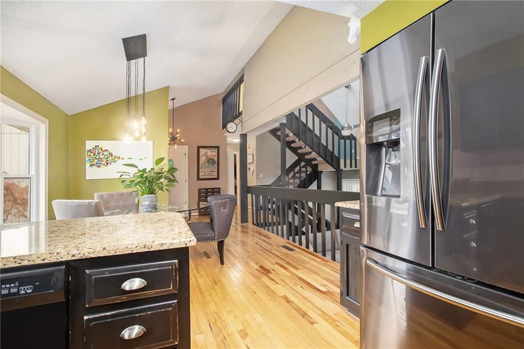 15005 S Locust Street — photo 19