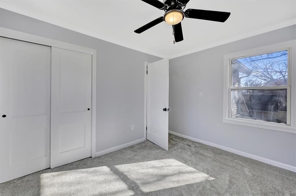 713 W 75th Terrace — photo 22