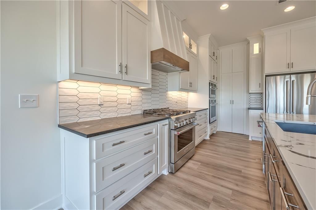9350 W 170 Terrace — photo 32