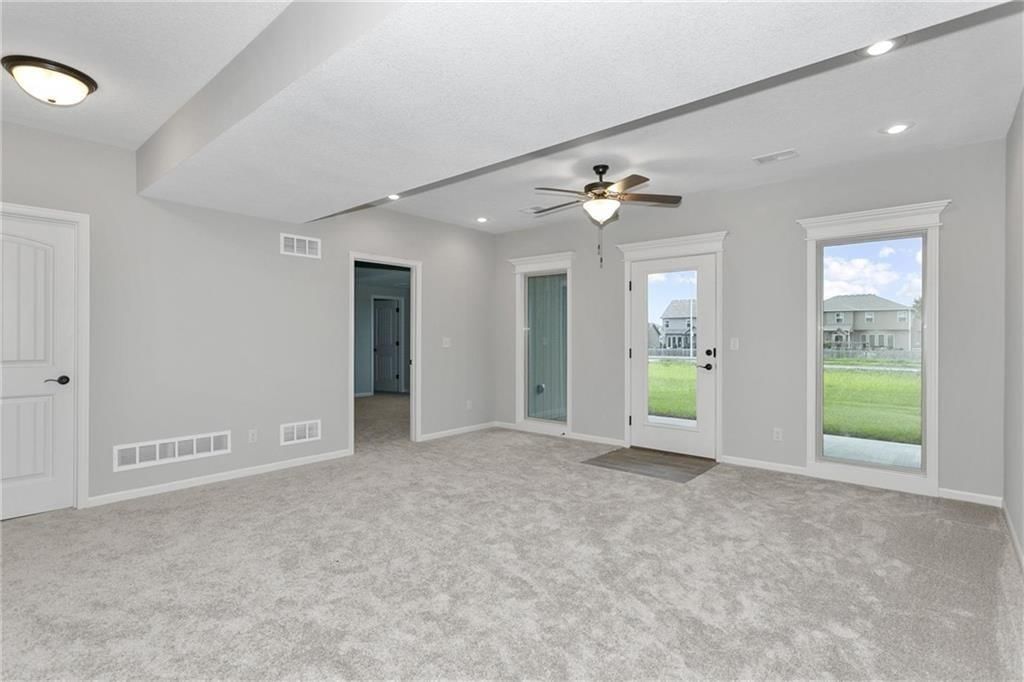 11018 N Bristol Avenue — photo 30