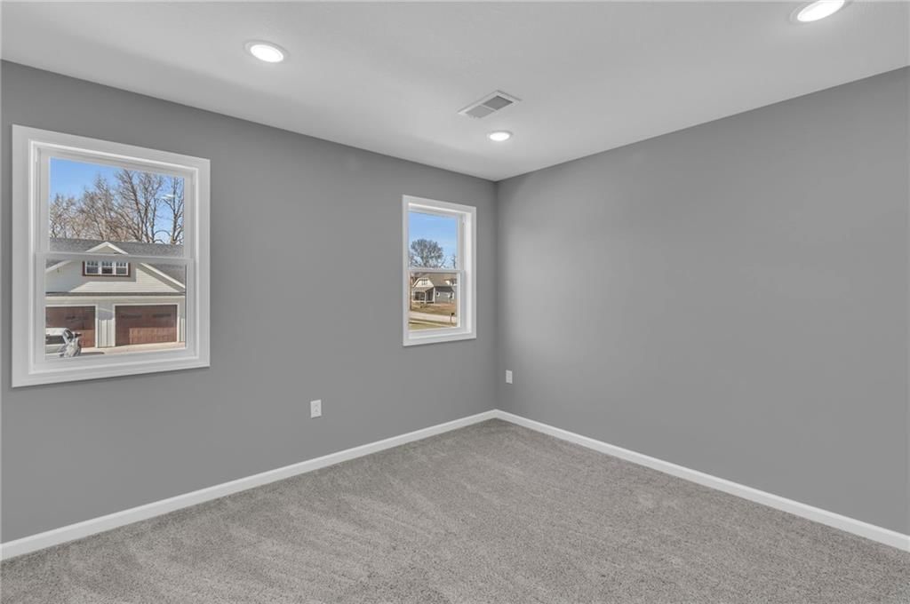 303 N Prairie Street — photo 20