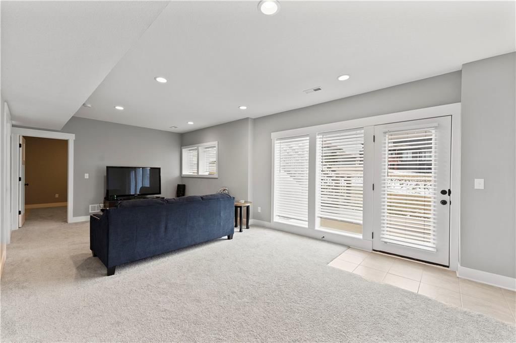 8015 NE 102nd Street — photo 33