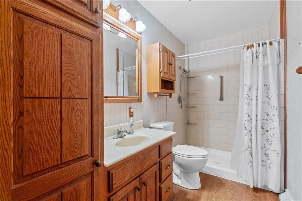 215 Southside Court — photo 19