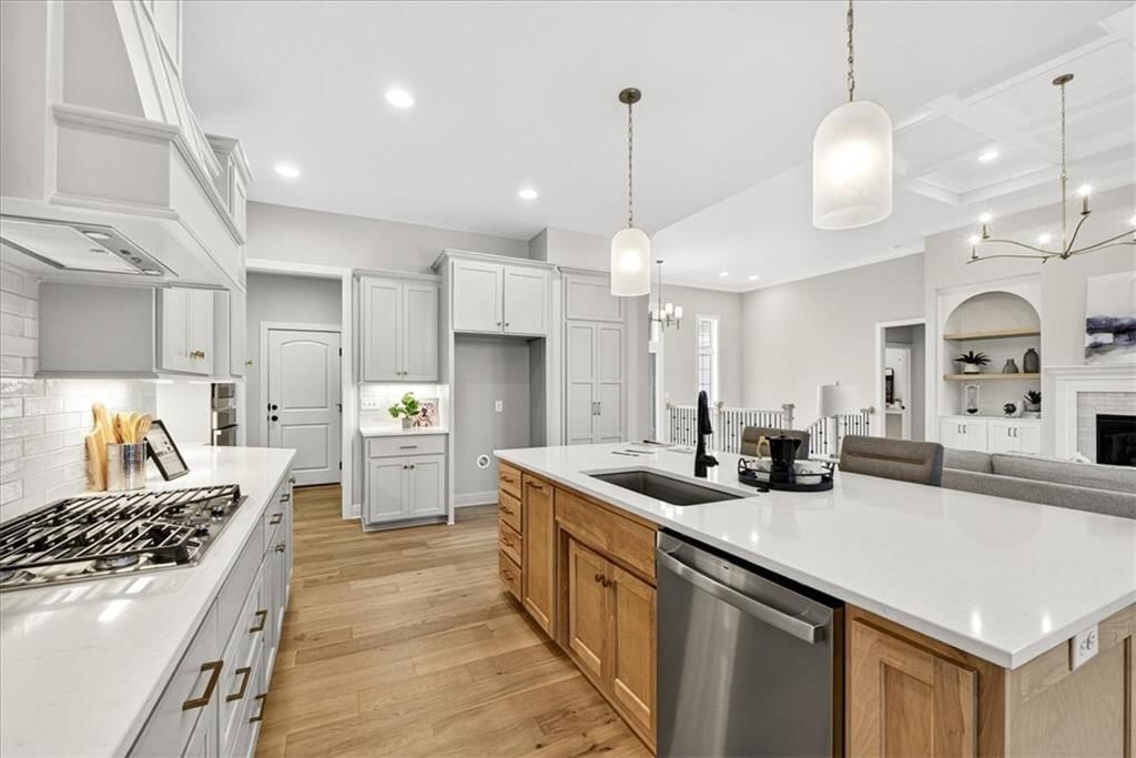 7014 N Anita Avenue — photo 12