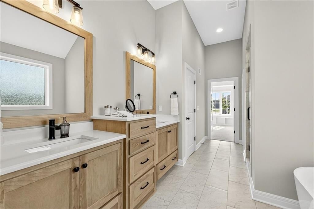 7014 N Anita Avenue — photo 23