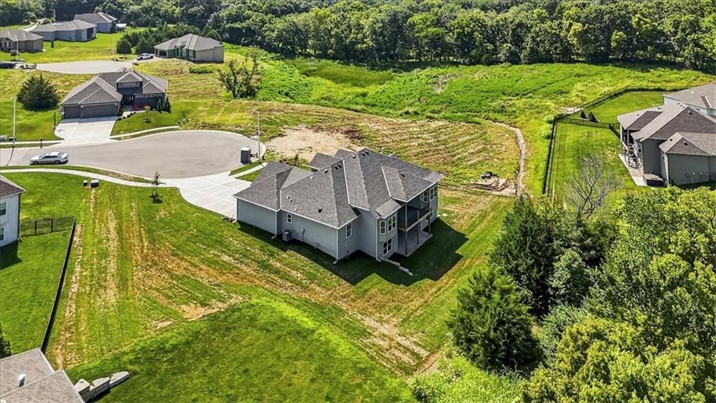 7014 N Anita Avenue — photo 48