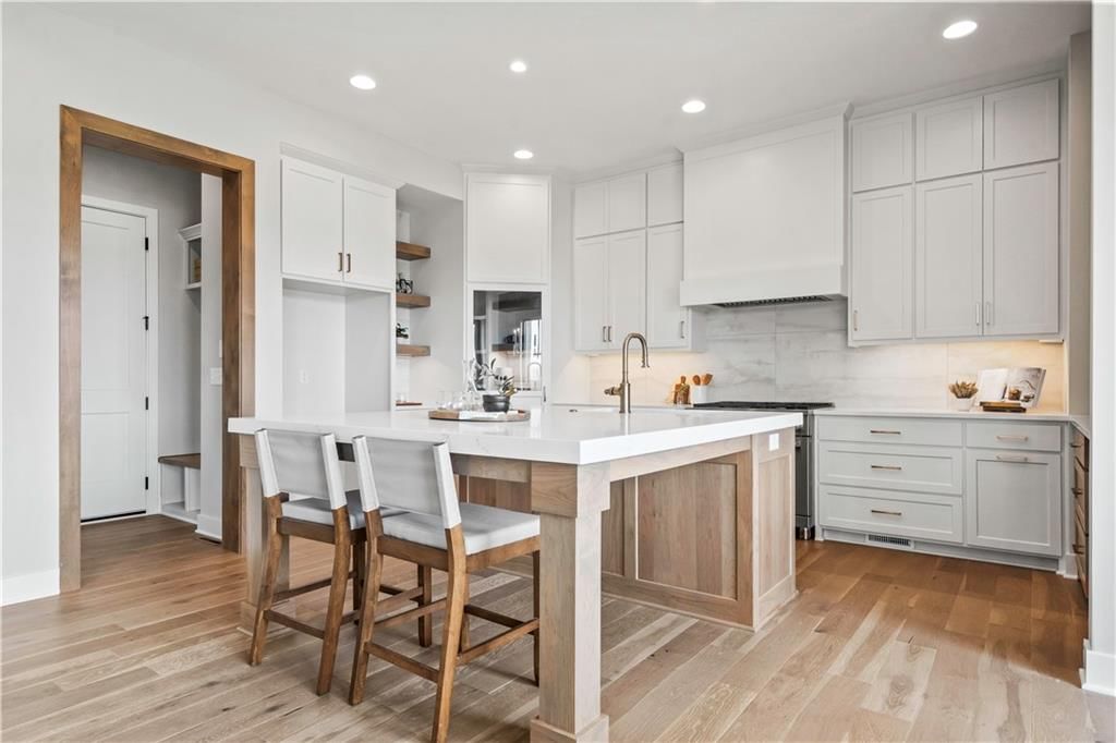 1812 NE Lashbrook Circle — photo 18