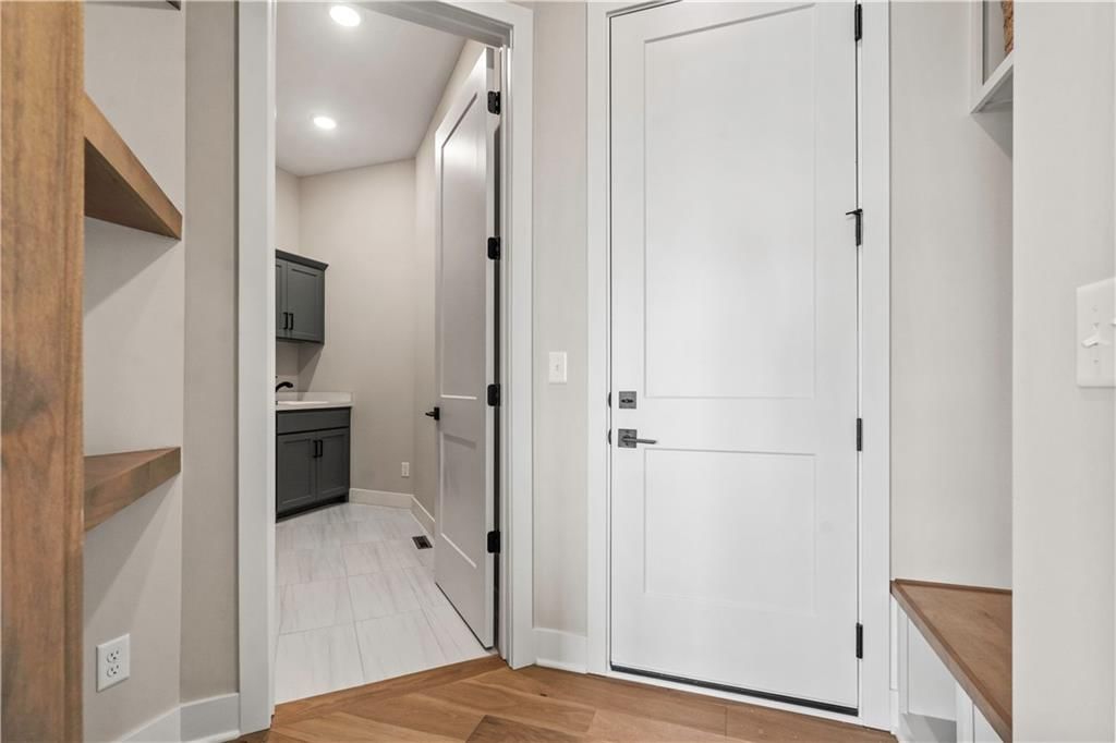 1812 NE Lashbrook Circle — photo 30