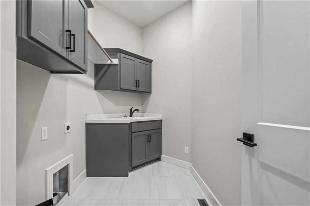 1812 NE Lashbrook Circle — photo 31