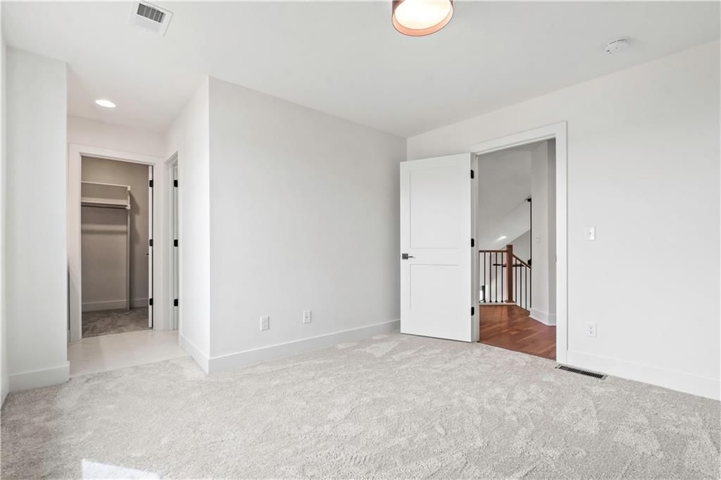 1812 NE Lashbrook Circle — photo 50