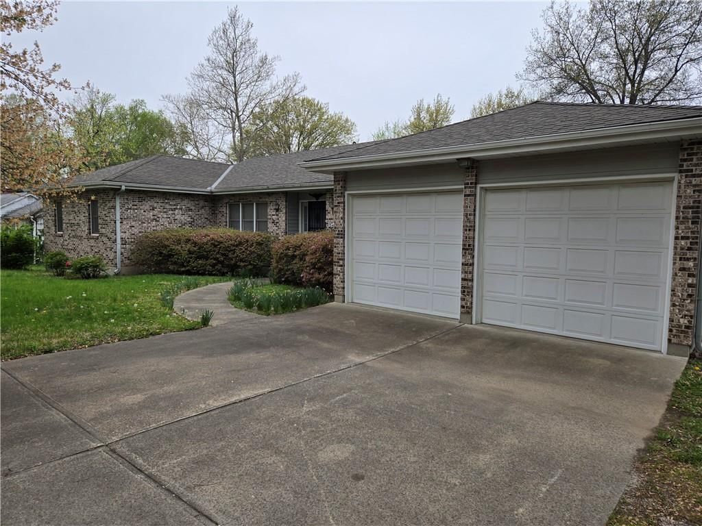 13816 Belmont Avenue — photo 4