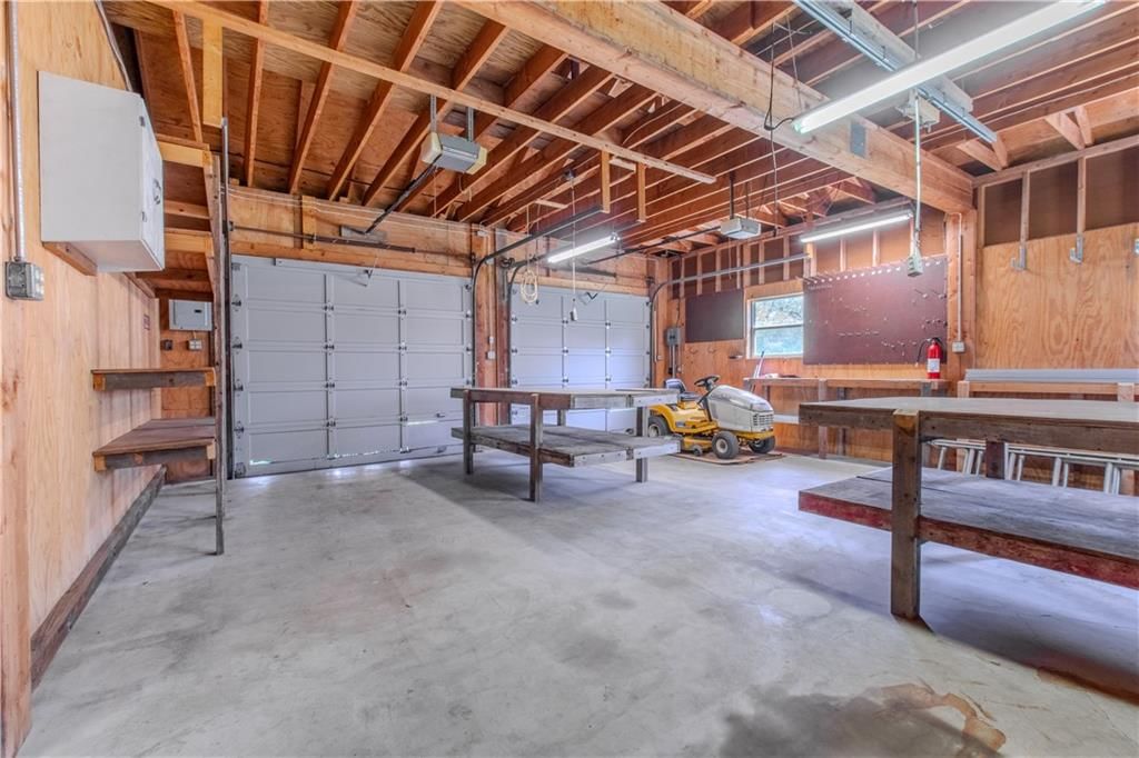 13816 Belmont Avenue — photo 42