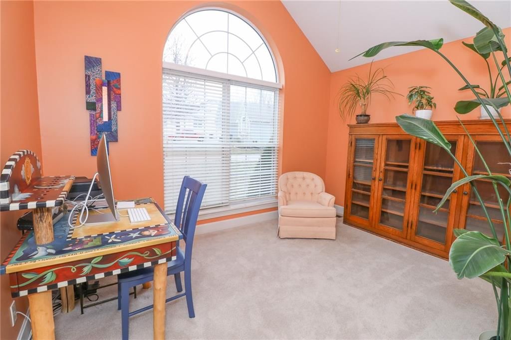 900 SW Sara Circle — photo 20