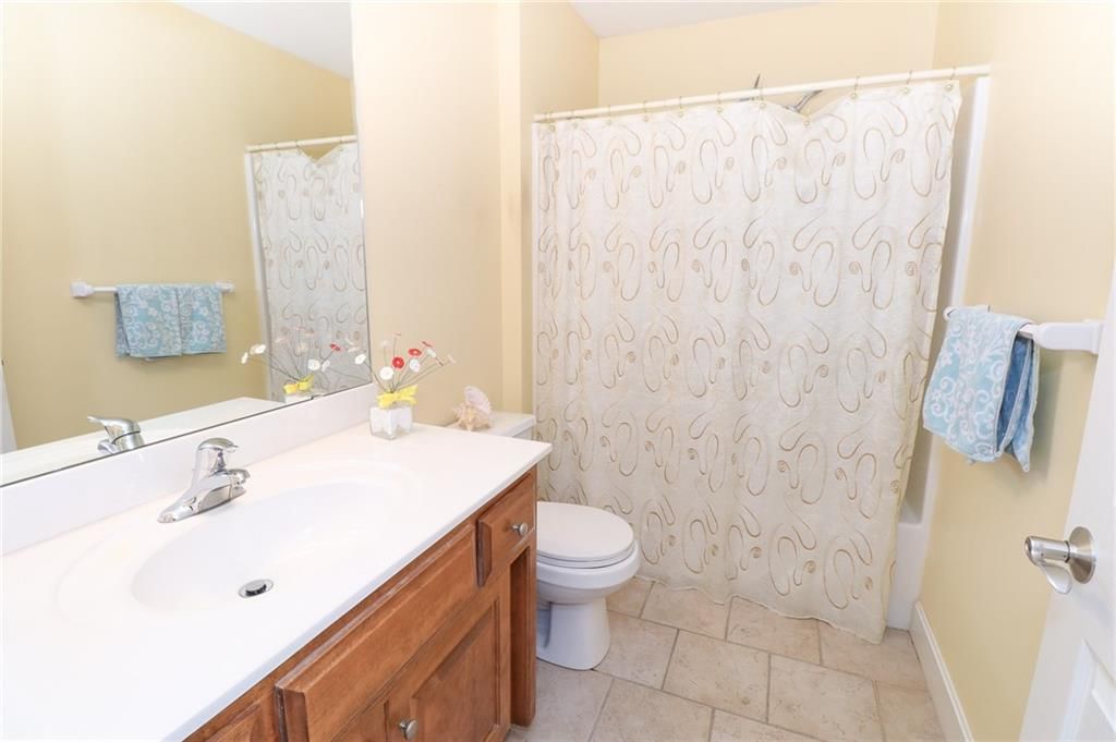 900 SW Sara Circle — photo 22