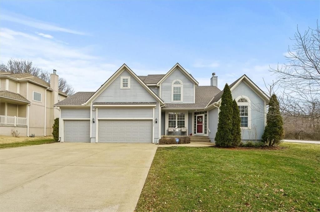 Photo 1 of 28 - 12127 Grand Avenue
