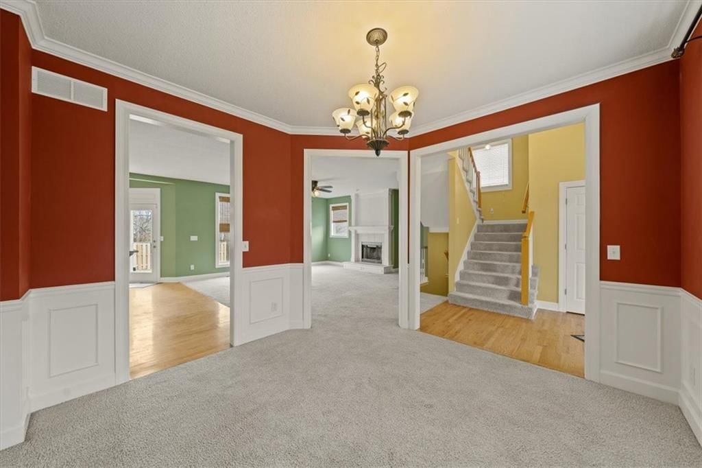 Photo 8 of 28 - 12127 Grand Avenue
