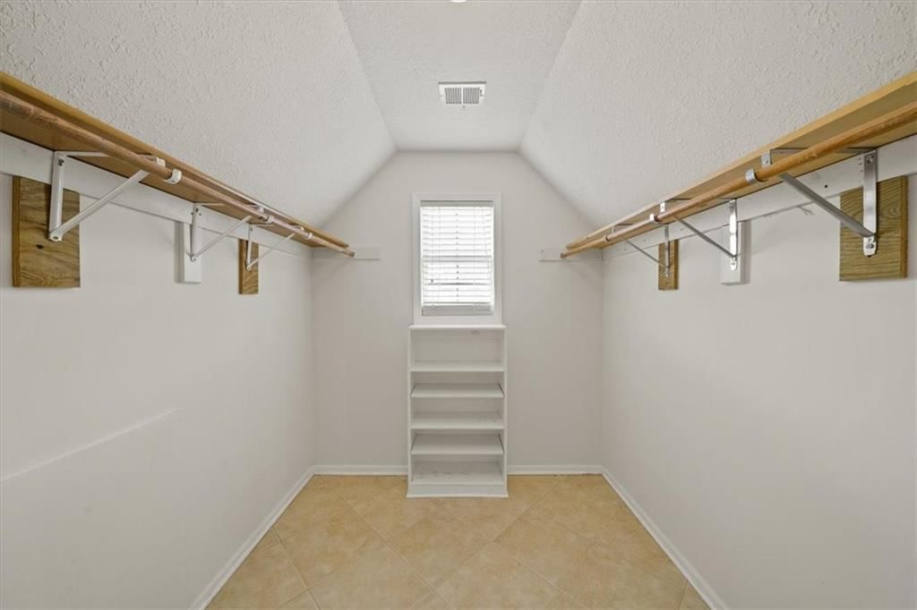 Photo 21 of 28 - 12127 Grand Avenue
