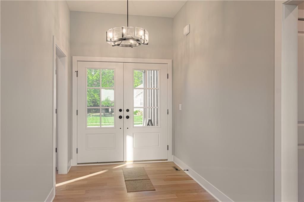 2341 Fishing Lane — photo 3