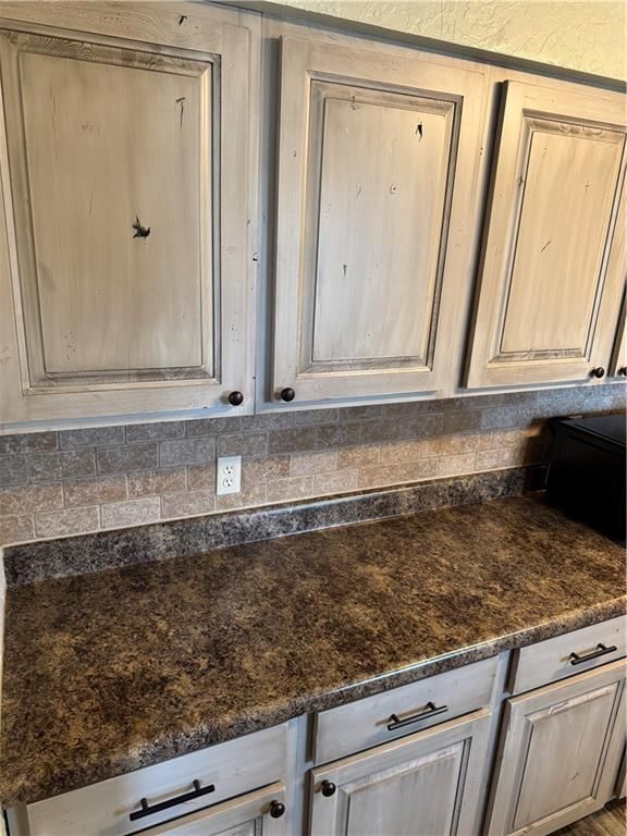 804 N Fulton Street — photo 23