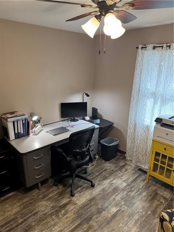 804 N Fulton Street — photo 47