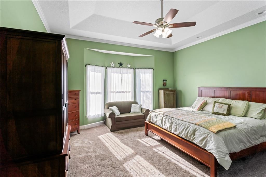 9816 N Hedges Street — photo 31