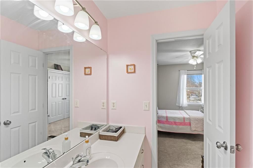 9816 N Hedges Street — photo 41