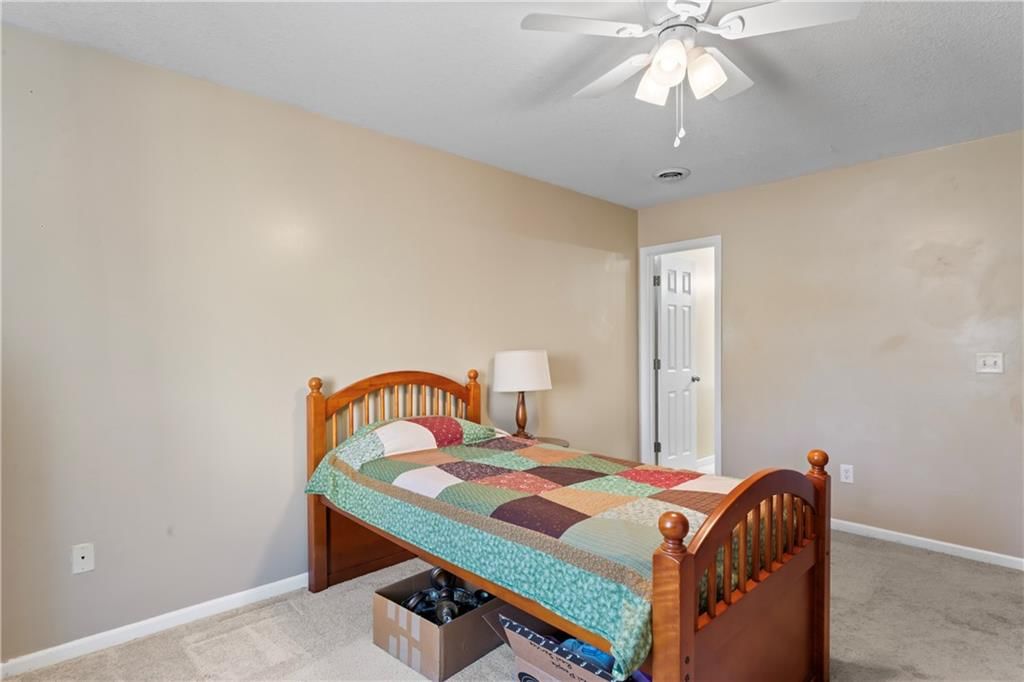 9816 N Hedges Street — photo 51