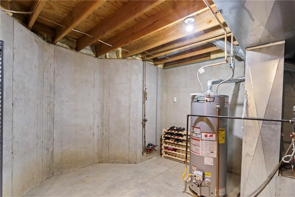 9816 N Hedges Street — photo 56