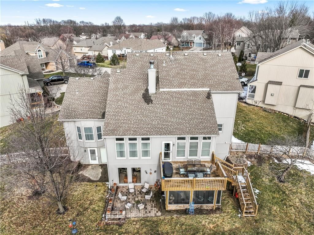 9816 N Hedges Street — photo 70