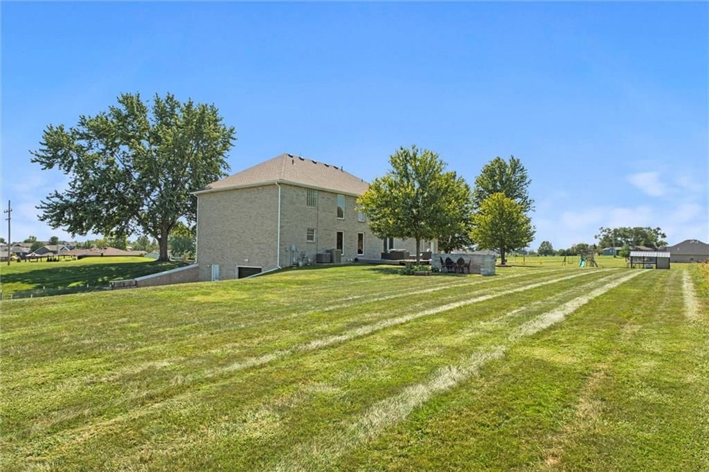 19647 Tonganoxie Road — photo 37