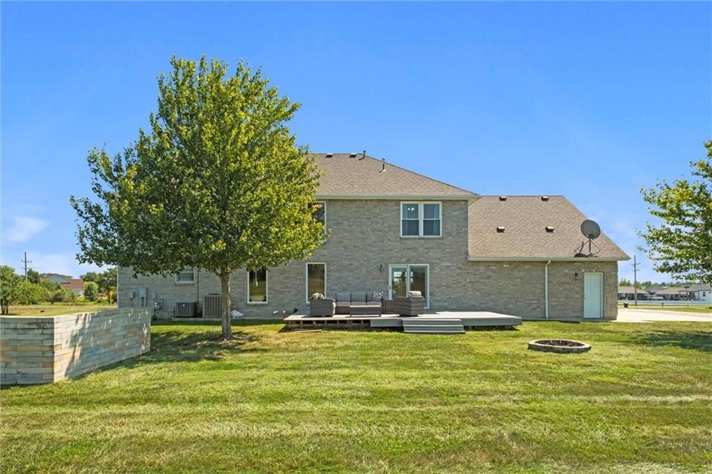 19647 Tonganoxie Road — photo 38