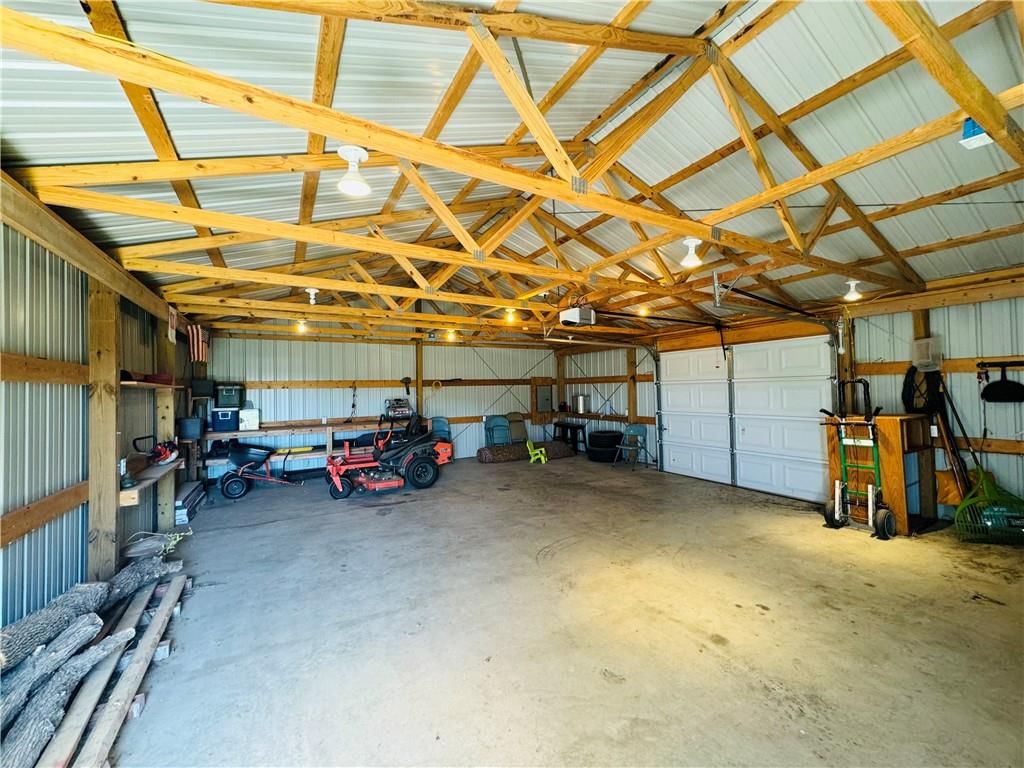19647 Tonganoxie Road — photo 39
