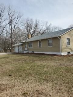 601 E Swan Street — photo 2