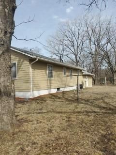 601 E Swan Street — photo 4