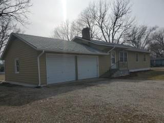 601 E Swan Street — photo 11