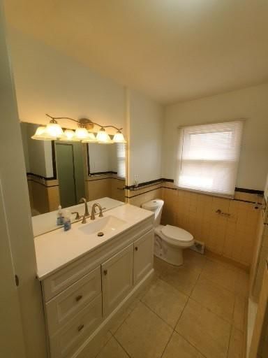 601 E Swan Street — photo 28