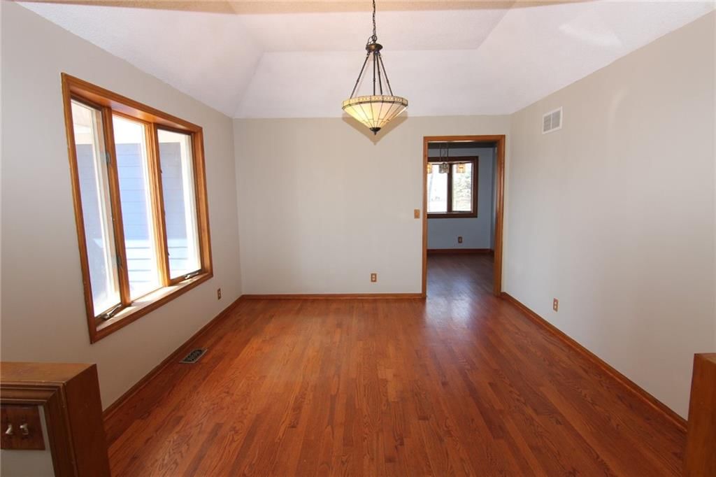 8854 W 193rd Terrace — photo 5