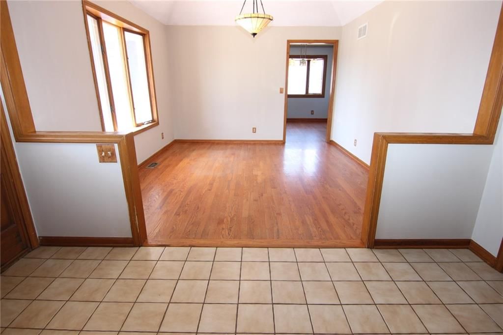 8854 W 193rd Terrace — photo 6