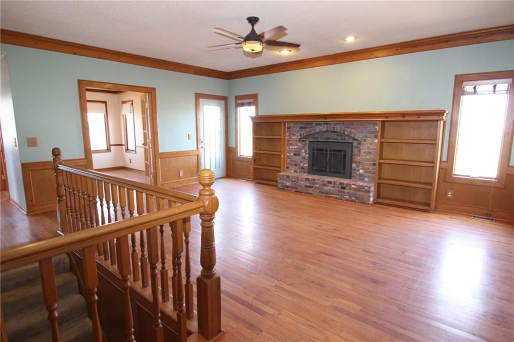 8854 W 193rd Terrace — photo 7