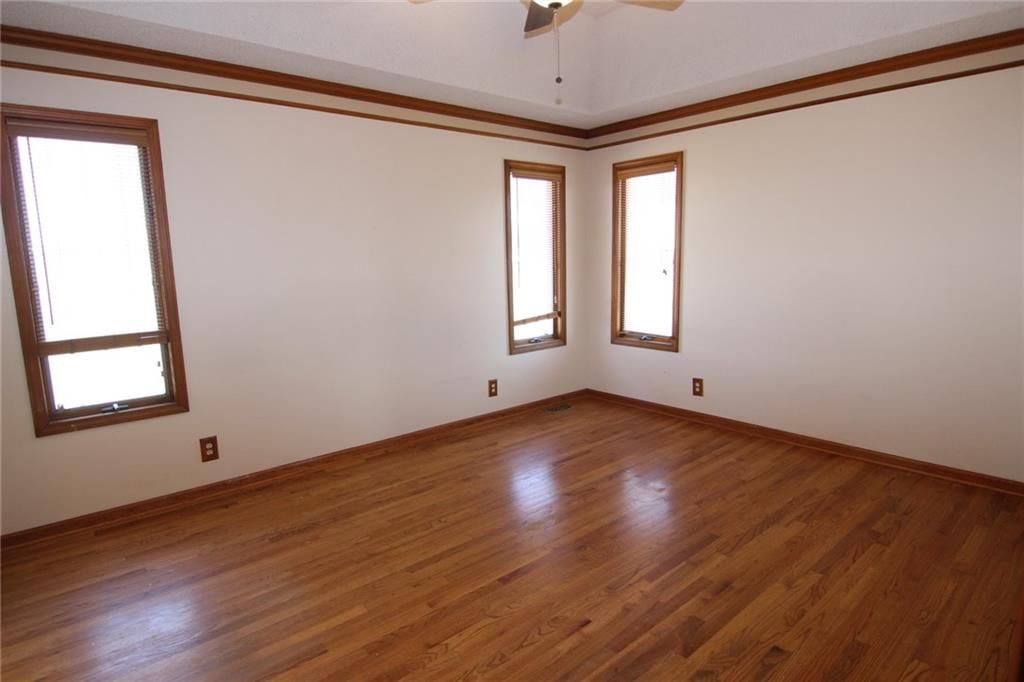 8854 W 193rd Terrace — photo 17
