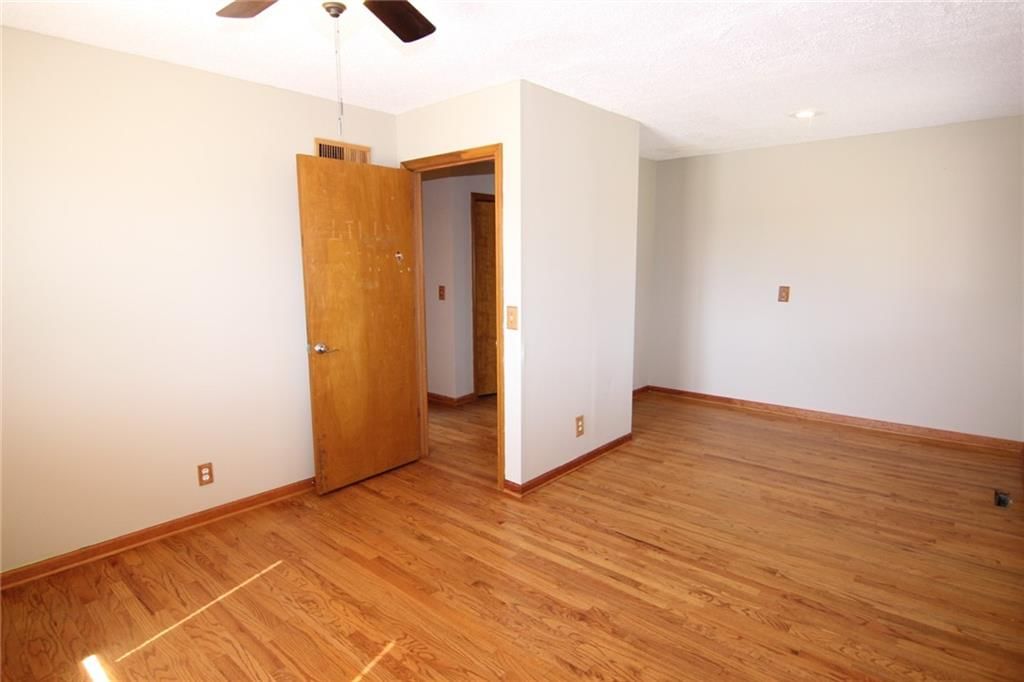 8854 W 193rd Terrace — photo 23
