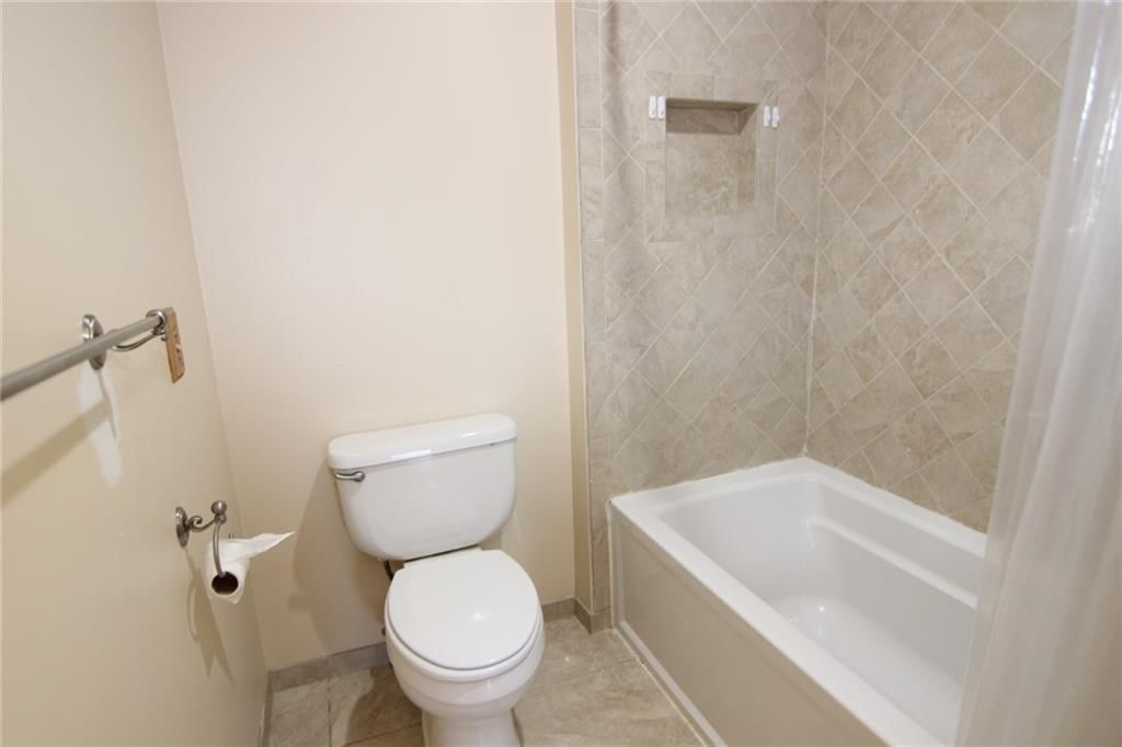 8854 W 193rd Terrace — photo 24